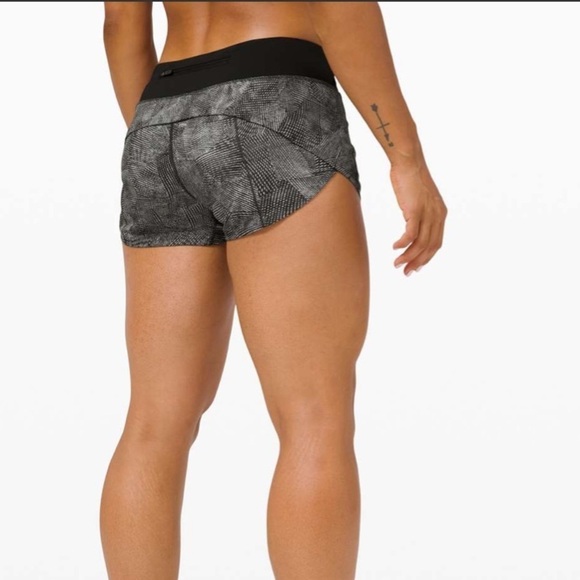Lululemon Speed Up Short *2.5" Velocity Mesh Island Mist Black - Picture 4 of 15